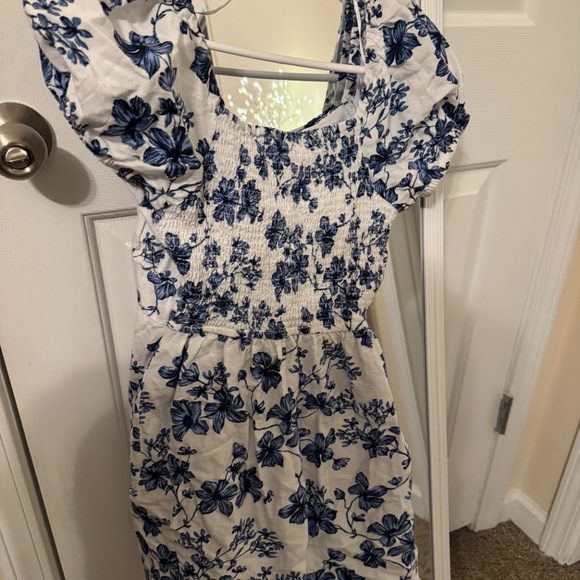 Jessica Simpson (Size S) - Picture 3 of 5